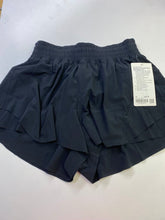 Load image into Gallery viewer, Lululemon shorts M NWT
