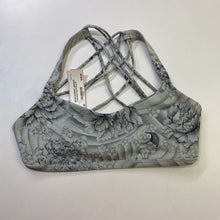 Load image into Gallery viewer, Lululemon top 6
