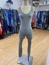 Load image into Gallery viewer, Lululemon tight overalls 4
