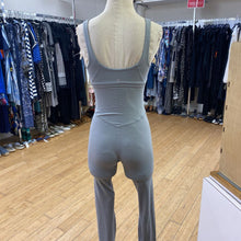 Load image into Gallery viewer, Lululemon tight overalls 4

