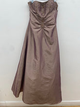 Load image into Gallery viewer, Let's Fashion USA beaded Dress L
