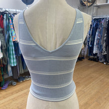 Load image into Gallery viewer, Babaton knit top M
