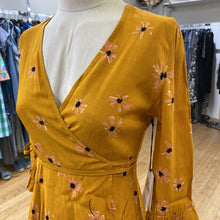 Load image into Gallery viewer, Faithfull the Brand wrap dress NWT 2
