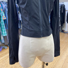 Load image into Gallery viewer, Lululemon sweater 8

