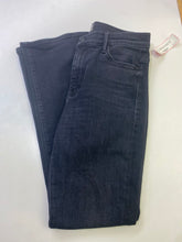 Load image into Gallery viewer, Mother Bell bottom jeans 29
