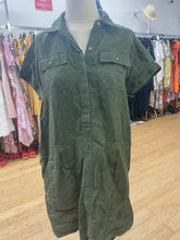 Load image into Gallery viewer, Lord &amp; Taylor linen dress S
