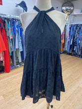 Load image into Gallery viewer, Anthropologie flowy top M
