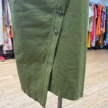Load image into Gallery viewer, JOA skirt 4
