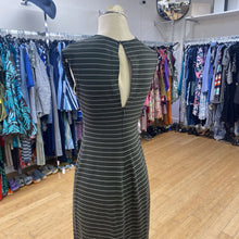 Load image into Gallery viewer, Club Monaco striped maxi dress 0
