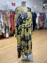 Load image into Gallery viewer, Custom made yellow black Silk jumpsuit W/Jacket 10
