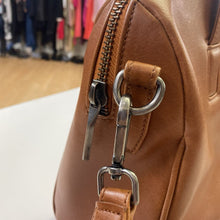 Load image into Gallery viewer, Matt &amp; Nat handbag
