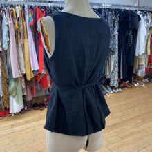 Load image into Gallery viewer, Banana Republic linen vest 6
