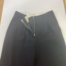Load image into Gallery viewer, Aritzia dress pants 8
