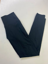 Load image into Gallery viewer, Aerie leggings M

