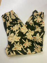 Load image into Gallery viewer, Zara pants XS

