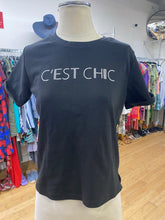 Load image into Gallery viewer, IPEKYOL t-shirt XS
