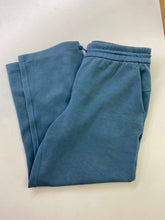 Load image into Gallery viewer, Lululemon pull on pants 8
