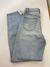Load image into Gallery viewer, Rolla's jeans 25
