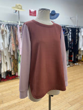 Load image into Gallery viewer, LL Bean waffle knit top M
