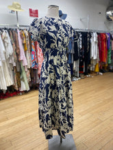 Load image into Gallery viewer, Bellaumbra maxi dress NWT XL
