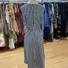 Load image into Gallery viewer, Ann Taylor gingham maxi dress 8
