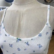 Load image into Gallery viewer, Laura Ashley tank top L
