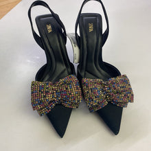 Load image into Gallery viewer, Zara rhinestone sandals 36

