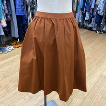 Load image into Gallery viewer, Uniqlo stretch waist skirt S
