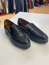 Load image into Gallery viewer, Franco Sarto platforms 9.5
