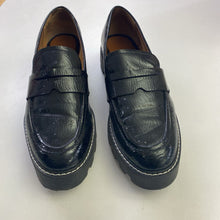 Load image into Gallery viewer, Franco Sarto platforms 9.5
