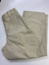 Load image into Gallery viewer, Banana Republic pleated pants NWT 2
