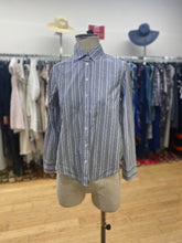 Load image into Gallery viewer, Banana Republic striped XSp

