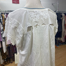 Load image into Gallery viewer, Anthropologie top S NWT
