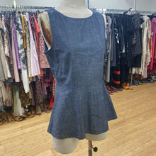 Load image into Gallery viewer, Banana Republic (outlet) peplum top 4
