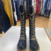 Load image into Gallery viewer, Rieker boots 39
