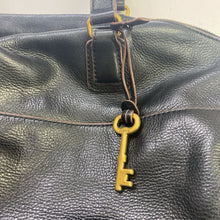 Load image into Gallery viewer, Fossil handbag
