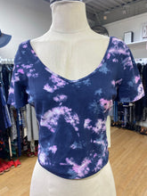 Load image into Gallery viewer, Lululemon align Tee 8 NWT
