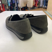 Load image into Gallery viewer, Remonte suede loafers 40
