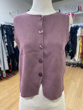 Load image into Gallery viewer, Dynamite knit vest M
