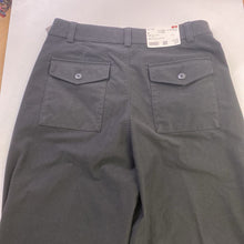 Load image into Gallery viewer, Uniqlo Jersey Barrel Leg Pants NWT M
