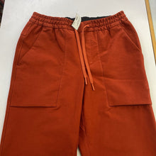 Load image into Gallery viewer, Lululemon pull on pants M
