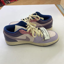 Load image into Gallery viewer, Nike Air Jordans sneakers 10
