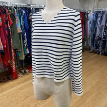 Load image into Gallery viewer, Uniqlo striped knit top M
