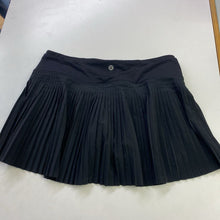 Load image into Gallery viewer, Lululemon Skirt 4
