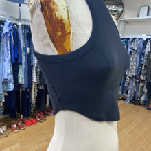 Load image into Gallery viewer, Lululemon Hold Tight Crop Tank NWT 6
