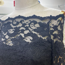 Load image into Gallery viewer, Bailey44 lace top M
