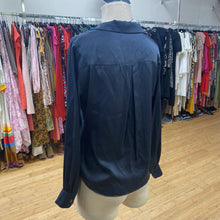 Load image into Gallery viewer, Velvet satin top XS
