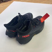 Load image into Gallery viewer, Hoka Speedgoat 5 runners 8.5B
