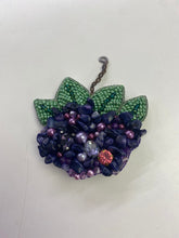 Load image into Gallery viewer, Beaded brooch
