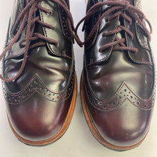 Load image into Gallery viewer, Clarks shoes 8
